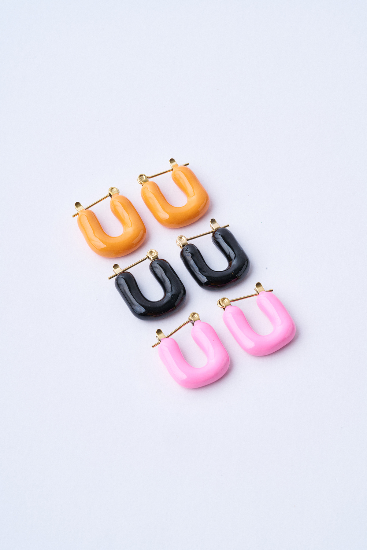 Bright Black Küpe